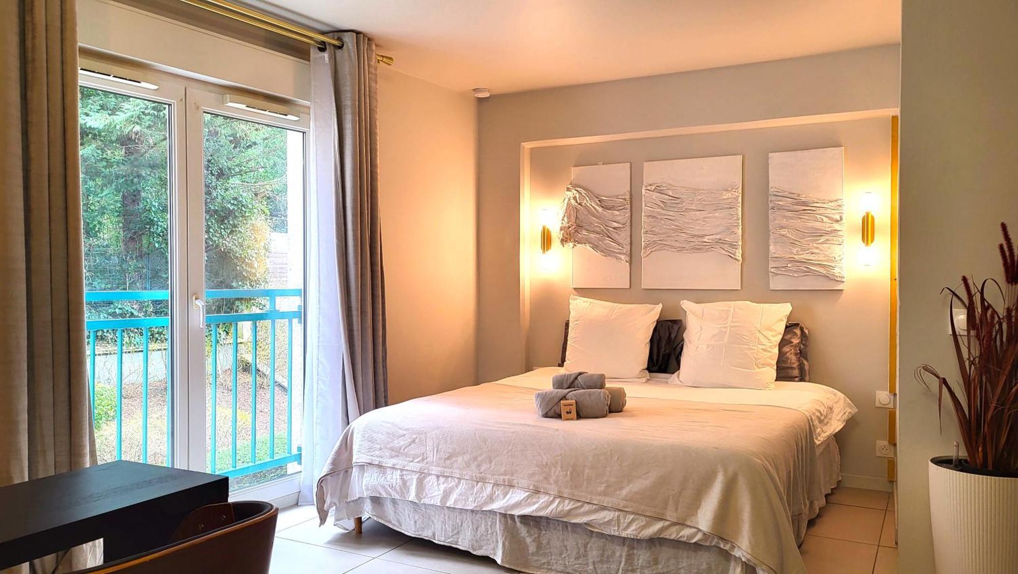 Appartement La Parisienne - Spacieux Avec Parking Prive Palaiseau